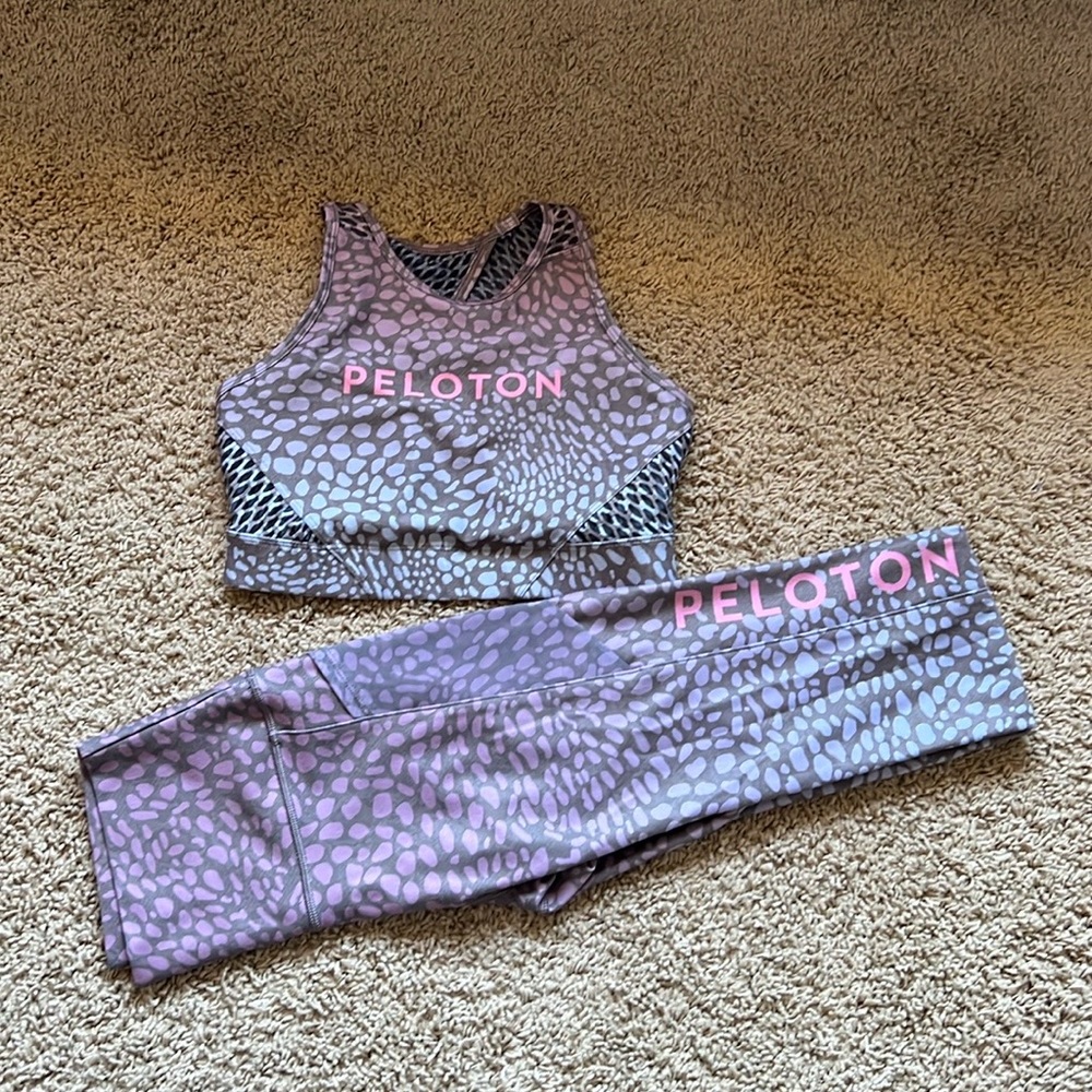 Peloton River Stone Set